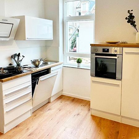 50Qm Apartment In Krefeld Zentral Gelegen Mit Hohen Decken - Beuys Apartments - Krefeld Zewnętrze zdjęcie