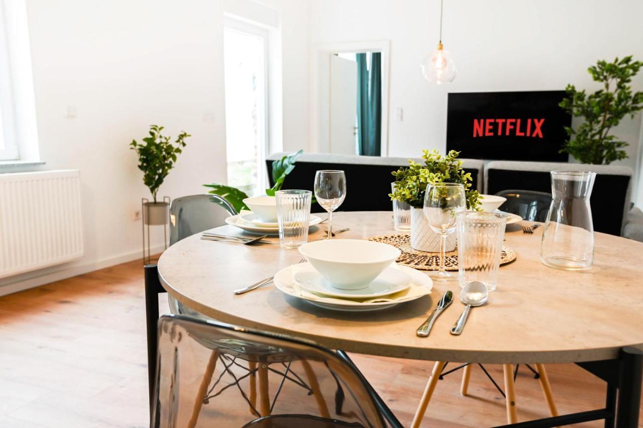 50Qm Apartment In Krefeld Zentral Gelegen Mit Hohen Decken - Beuys Apartments - Krefeld Zewnętrze zdjęcie