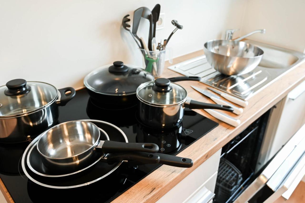 50Qm Apartment In Krefeld Zentral Gelegen Mit Hohen Decken - Beuys Apartments - Krefeld Zewnętrze zdjęcie